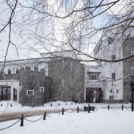 Hotel Castel Dracula Piatra Fantanele Exterior photo