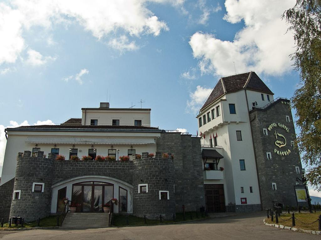 Hotel Castel Dracula Piatra Fantanele Exterior photo