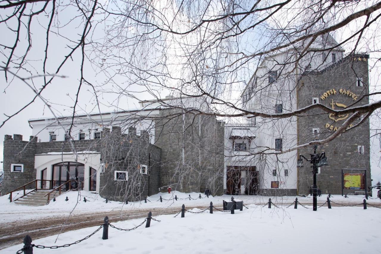 Hotel Castel Dracula Piatra Fantanele Exterior photo